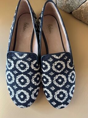 Boden Navy and white loafers